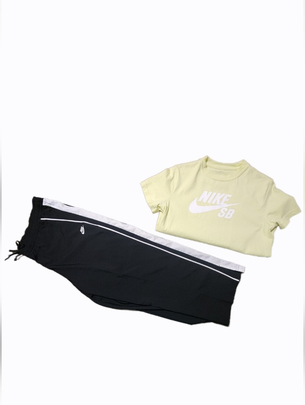 Nike Boys 2-Piece Activewear Lot Size M SB Tee & Track Pants BOYS